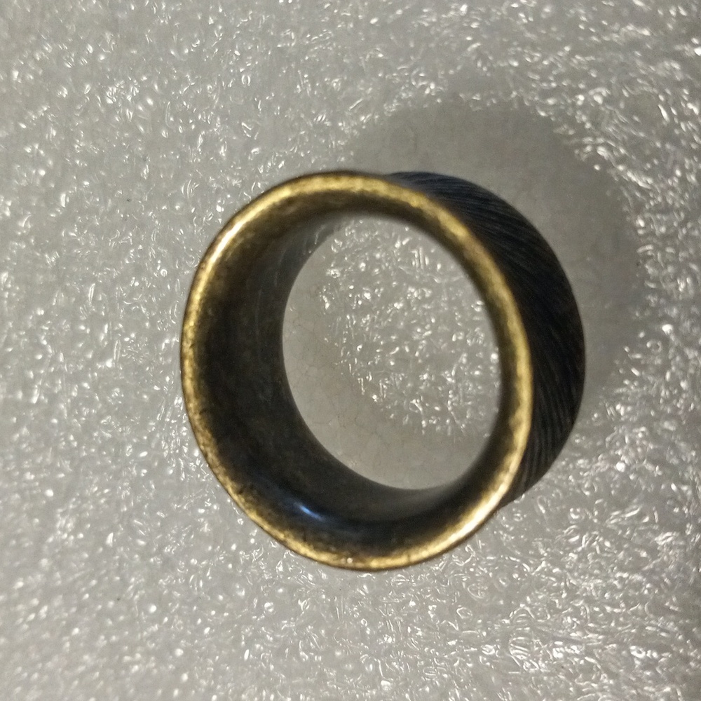 Unisex ring - Picture 3 of 3